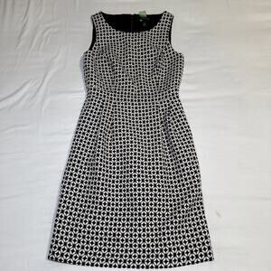 White House Black Market Dress Womens 00 Black White Knit Sleeveless Pleated EUC
